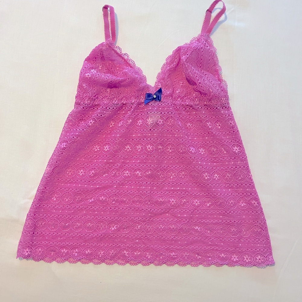 VS POUT Pink Lace Cami